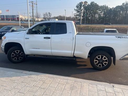 Used 2014 Toyota Tundra SR5 w/ TRD Off Road Package image 6