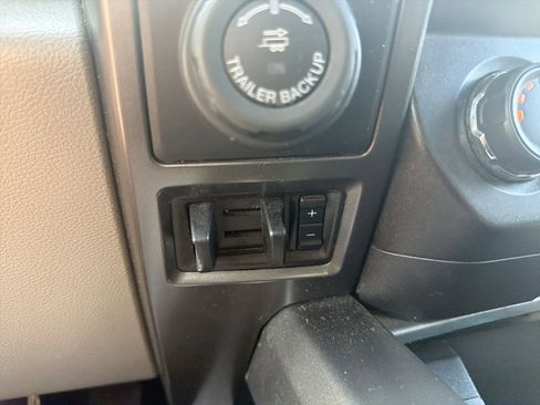 Used 2019 Ford F150 XLT w/ Equipment Group 302A Luxury AWD/4WD image 29