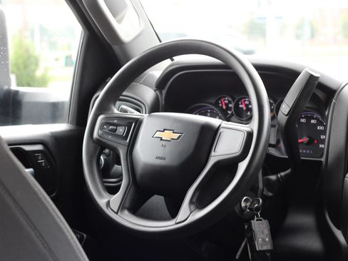 Used 2021 Chevrolet Silverado 2500 Custom w/ Custom Value Package AWD/4WD image 14