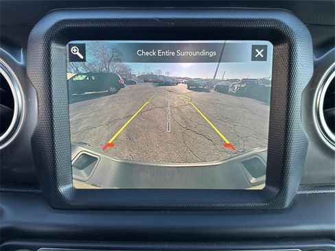 Used 2020 Jeep Gladiator Overland image 29