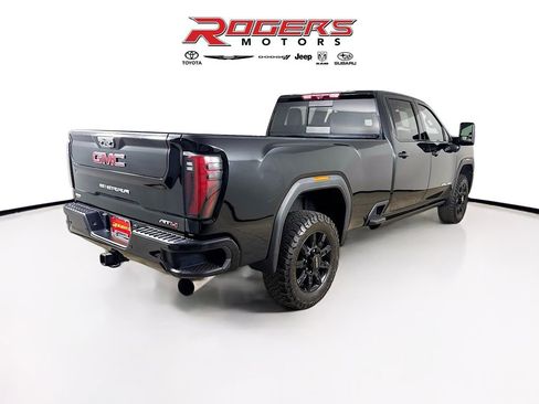 Used 2024 GMC Sierra 2500 AT4 w/ AT4 Premium Plus Package AWD/4WD image 13