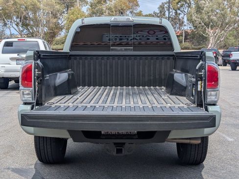 Used 2023 Toyota Tacoma TRD Sport AWD/4WD image 9