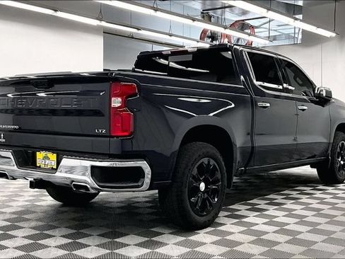 Used 2024 Chevrolet Silverado 1500 LTZ w/ LTZ Premium Package AWD/4WD image 13