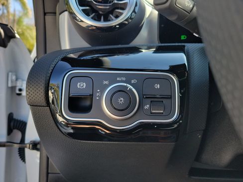 Certified 2026 Mercedes-Benz CLA 250 image 23