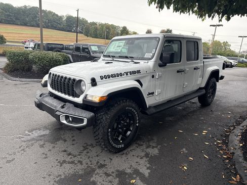 New 2025 Jeep Gladiator High Tide image 8