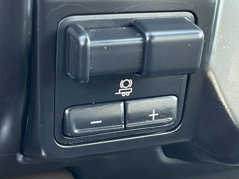 Used 2022 GMC Sierra 1500 SLT AWD/4WD image 22