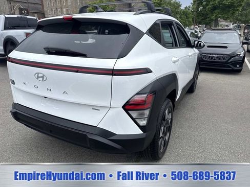 Used 2024 Hyundai Kona SEL AWD/4WD image 6
