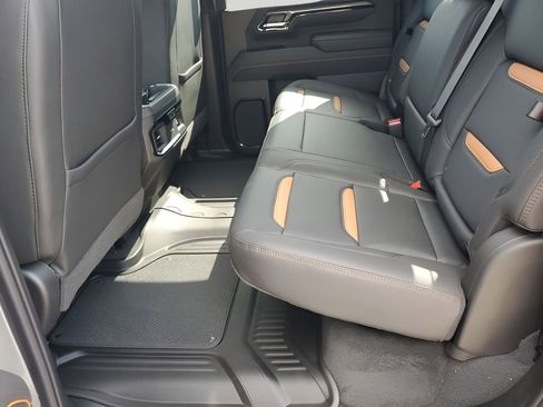 New 2026 GMC Sierra 2500 AT4 w/ AT4 Premium Plus Package image 19