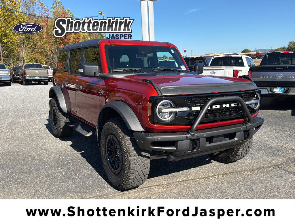 Used 2023 Ford Bronco Wildtrak AWD/4WD image 1