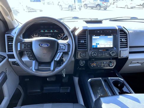 Used 2017 Ford F150 XL w/ Equipment Group 101A Mid image 13