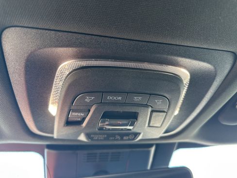 Used 2025 Toyota bZ4X AWD image 12