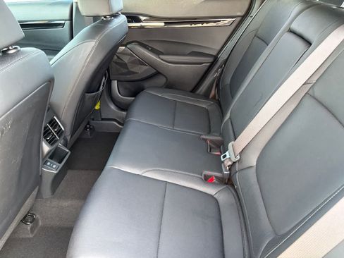 Used 2024 Kia Seltos EX FWD image 12
