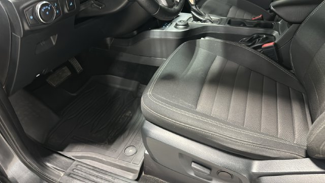 Used 2019 Ford Ranger XLT w/ Equipment Group 302A Luxury AWD/4WD image 7