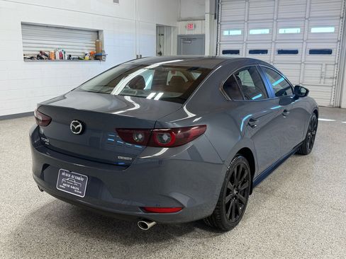 Used 2024 MAZDA MAZDA3 s image 4
