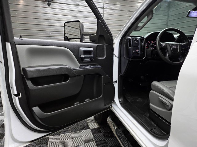 Used 2016 GMC Sierra 2500 2WD Double Cab w/ Sierra Convenience Package image 31