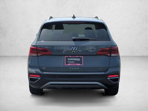 Used 2022 Volkswagen Taos SE image 7