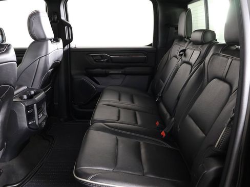 Used 2022 RAM 1500 Limited w/ Body-Colour Bumper Group AWD/4WD image 38