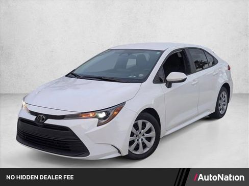 Used 2023 Toyota Corolla LE FWD image 1