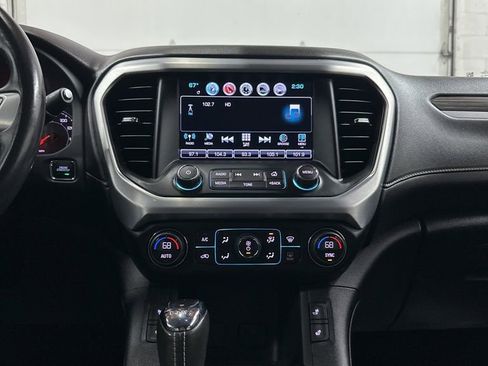 Used 2019 GMC Acadia SLT w/ Black Edition image 27