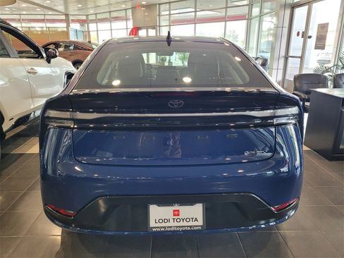 New 2026 Toyota Prius Plug-In Hybrid image 6