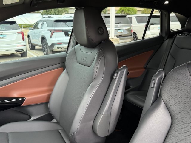 Used 2021 Volkswagen ID.4 Pro S RWD image 14
