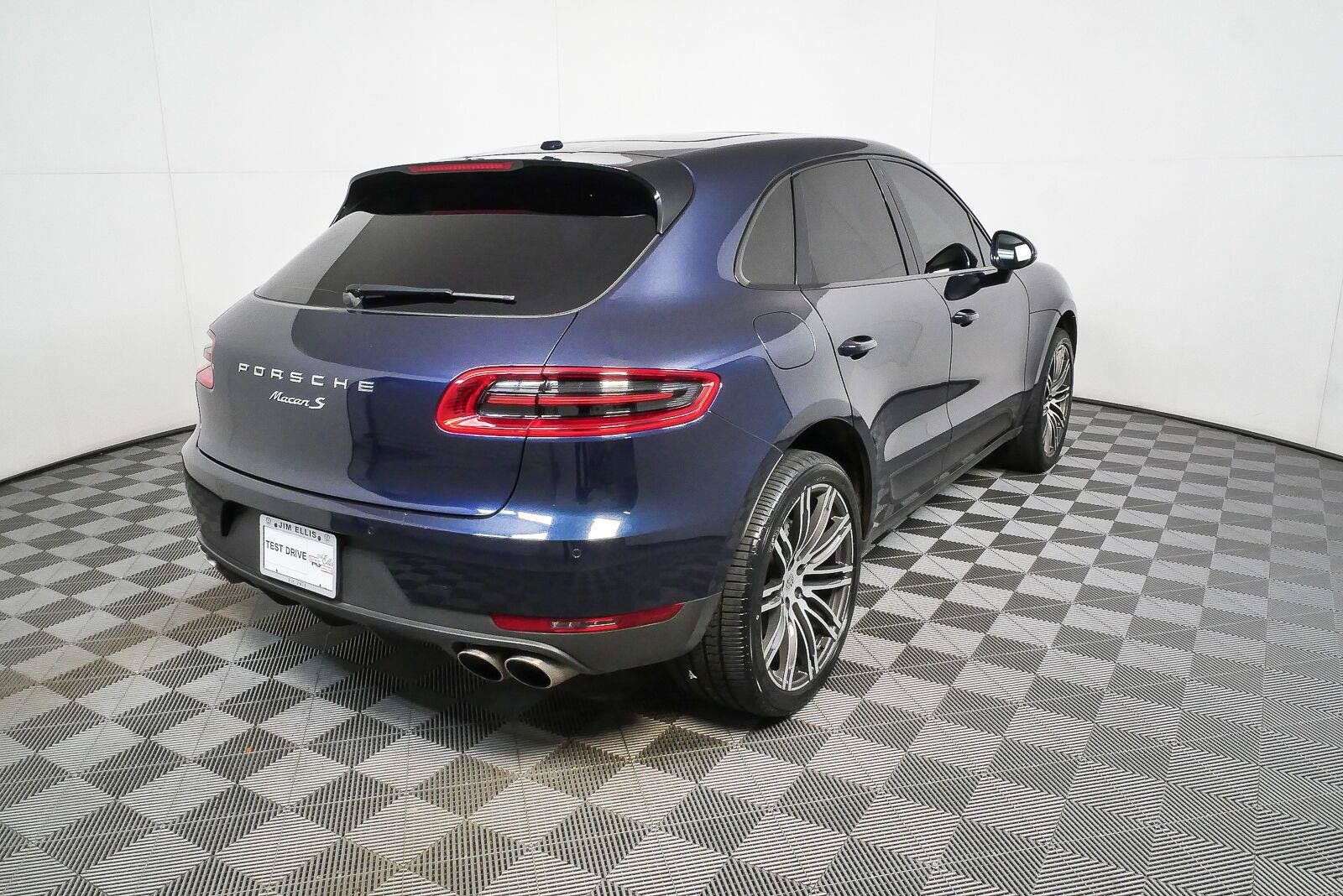 Used 2018 Porsche Macan S AWD/4WD image 34