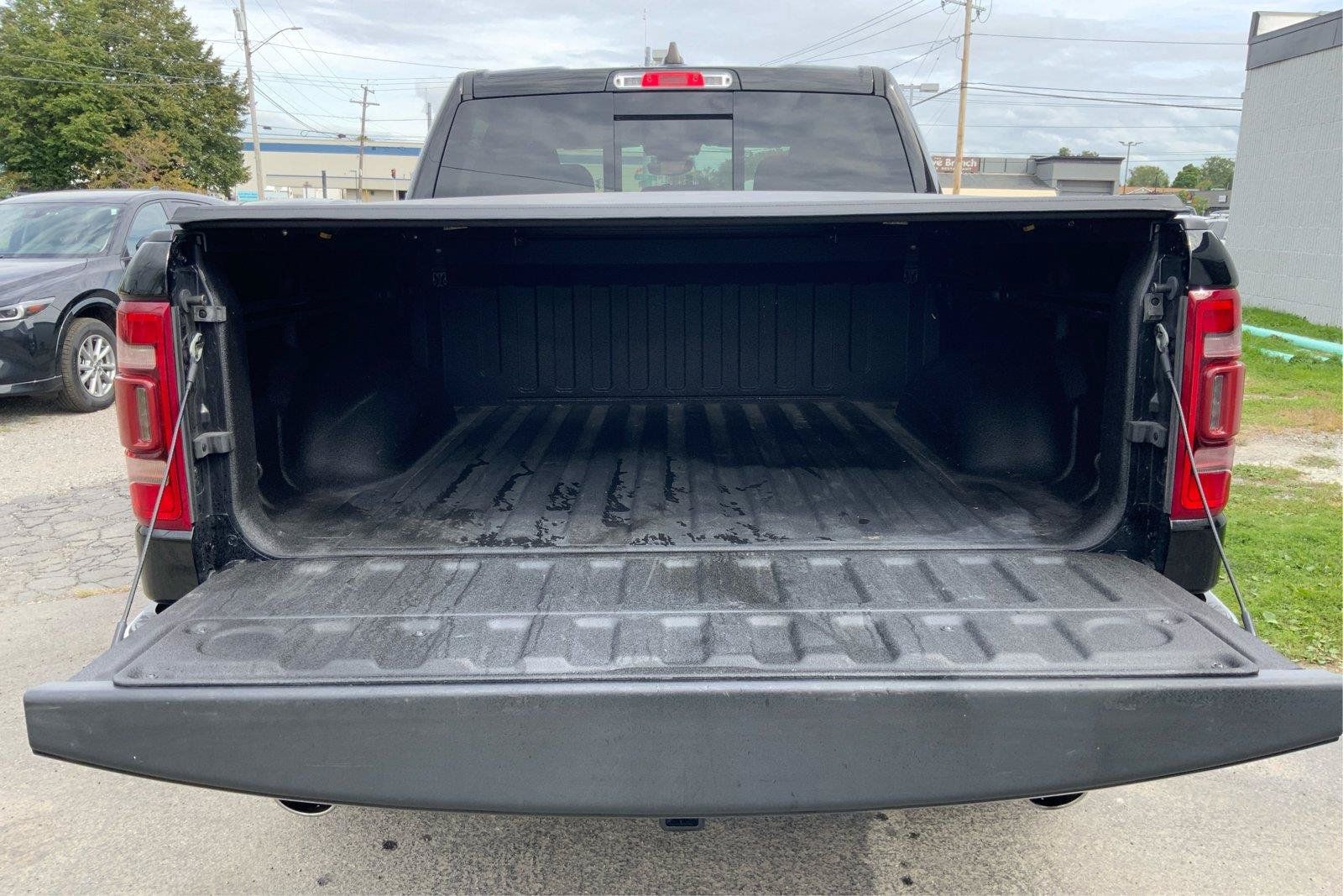 Used 2023 RAM 1500 Big Horn AWD/4WD image 12