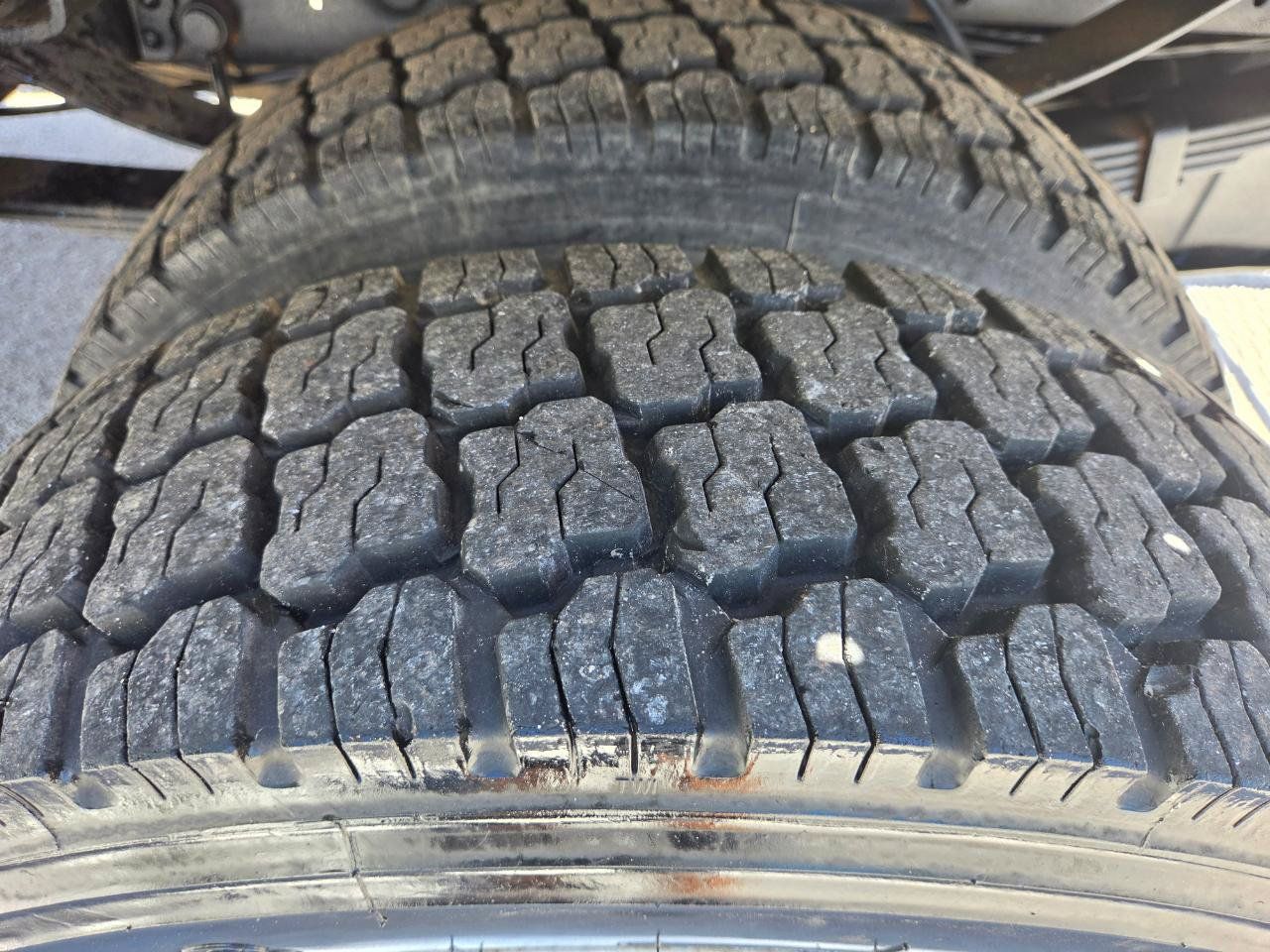 Used 2000 Ford F450 4x4 Regular Cab Super Duty image 24