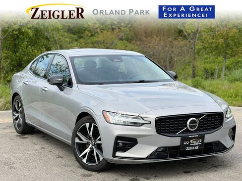 Used 2024 Volvo S60 B5 Plus AWD/4WD image 1