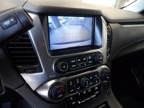 Used 2018 Chevrolet Tahoe LT AWD/4WD image 12