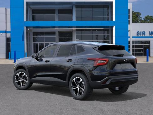 New 2026 Chevrolet Trax RS image 3
