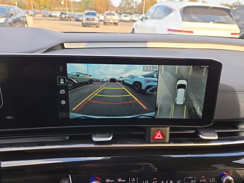 New 2026 Kia Carnival SX Prestige image 12