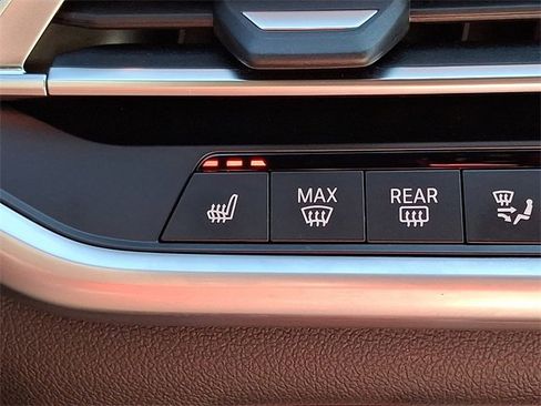 Used 2023 BMW X5 xDrive45e w/ M Sport Package image 27