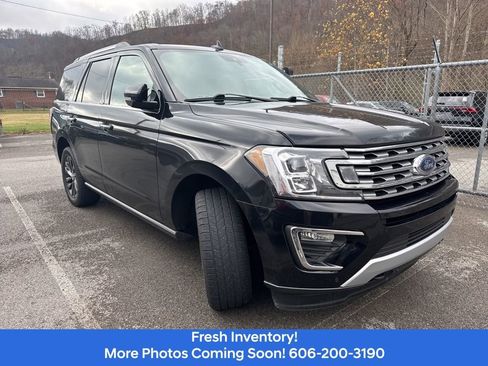 Used 2021 Ford Expedition Limited image 3