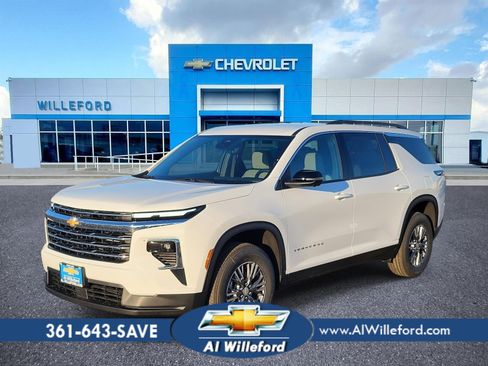 New 2026 Chevrolet Traverse LT image 1