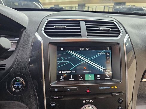 Used 2019 Ford Explorer Limited w/ Class III Trailer Tow Package FWD image 33
