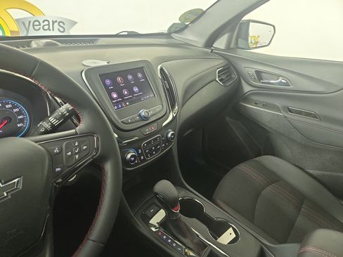 Used 2024 Chevrolet Equinox RS image 25