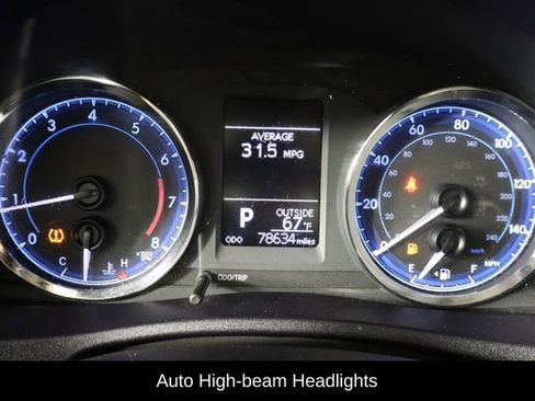 Used 2019 Toyota Corolla LE image 11