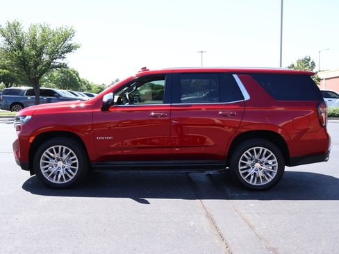 Used 2023 Chevrolet Tahoe Premier AWD/4WD image 40