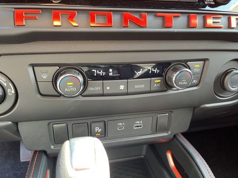 New 2025 Nissan Frontier PRO-4X image 11