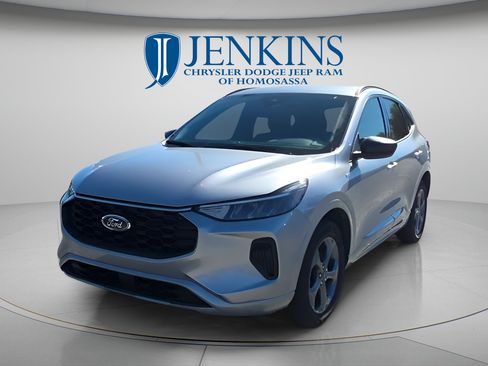 Used 2024 Ford Escape ST-Line AWD/4WD image 11