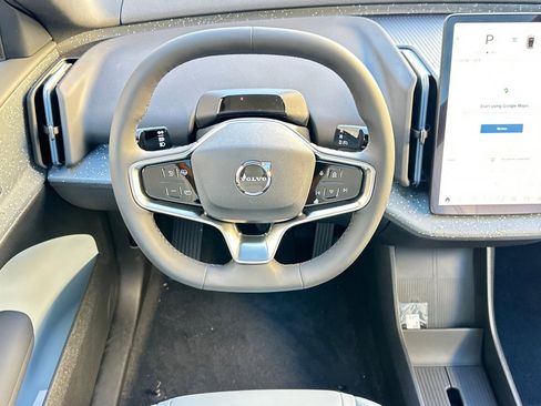 New 2025 Volvo EX30 Ultra w/ Protection Package Premier image 14