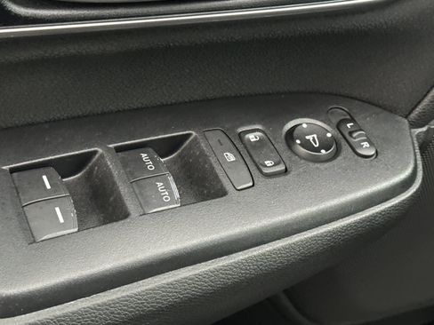 Used 2021 Honda CR-V EX image 13