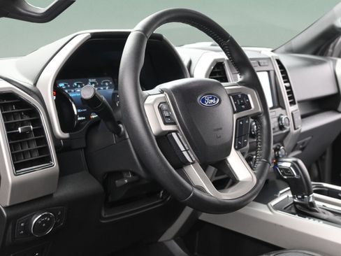 Used 2020 Ford F150 Lariat AWD/4WD image 12