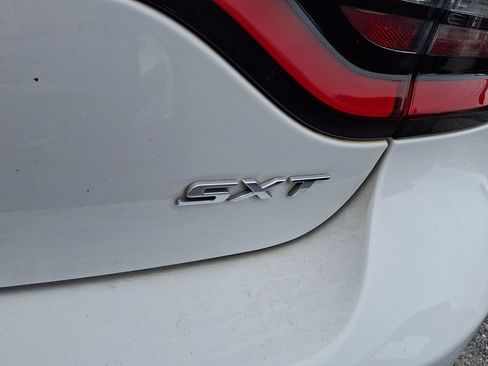 Used 2017 Dodge Charger SXT w/ AWD Plus Group image 12