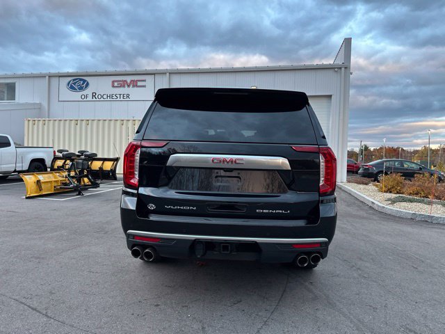 Used 2022 GMC Yukon XL Denali w/ Denali Ultimate Package AWD/4WD image 4
