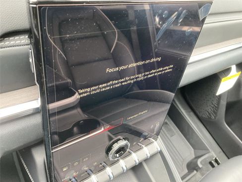 New 2026 GMC Terrain Denali w/ LPO, Floor Liner Package AWD/4WD image 31