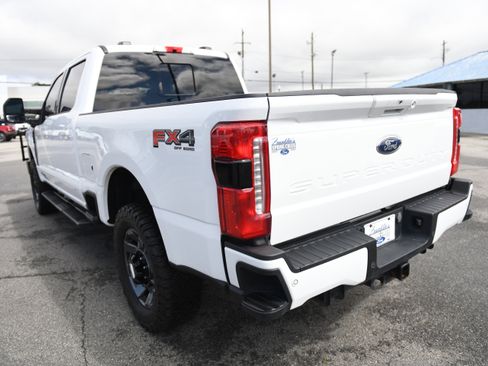 Used 2024 Ford F250 Lariat w/ Sport Appearance Package image 13