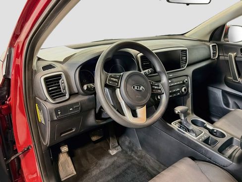 Used 2022 Kia Sportage LX AWD/4WD image 11