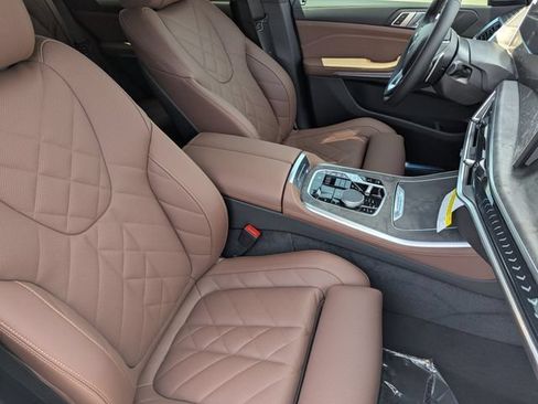 New 2026 BMW X5 xDrive50e w/ Premium Package AWD/4WD image 11